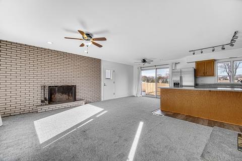 100 E Devon Ave, Roselle, IL 60172 photo 6