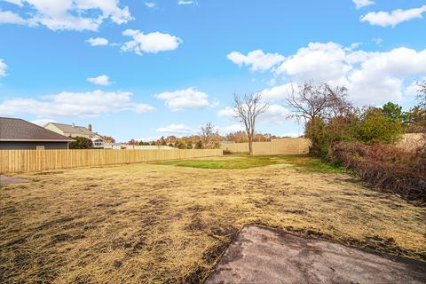 100 E Devon Ave, Roselle, IL 60172 photo 21