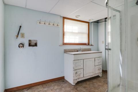 706 Oak St, Delavan, IL 61734 photo 20