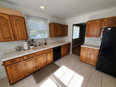 441 E Armitage Ave, Addison, IL 60101 photo 2