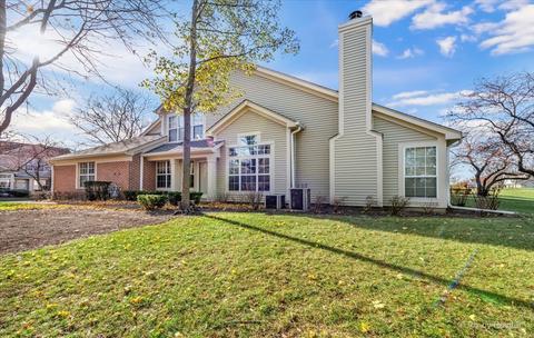 1701 Fairfax Cir E #4, Bartlett, IL 60103 photo 4
