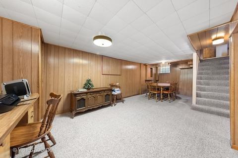 305 E May St, Elmhurst, IL 60126 photo 17