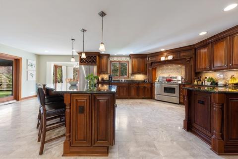 29 W410 Morningside Dr, Bartlett, IL 60103 photo 11