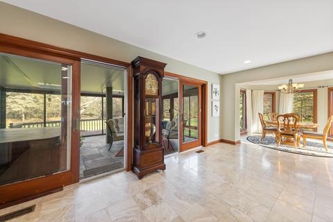 29 W410 Morningside Dr, Bartlett, IL 60103 photo 13