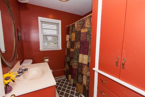 917 Lincoln St, Chenoa, IL 61726 photo 6