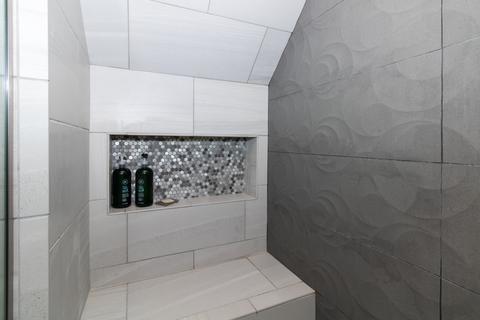 1423 E Olive St, Bloomington, IL 61701 photo 23