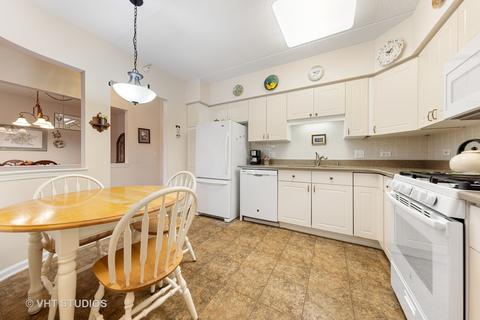455 W Front St #210, Wheaton, IL 60187 photo 5