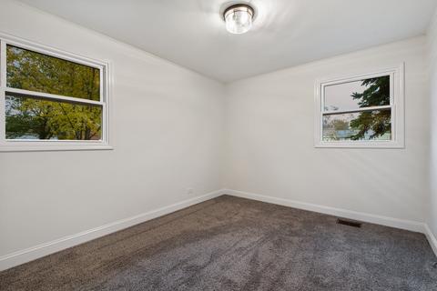 2402 Eastman St, Rolling Meadows, IL 60008 photo 15