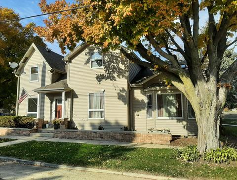 101 W Hardanger Gate, Lee, IL 60530 photo 1