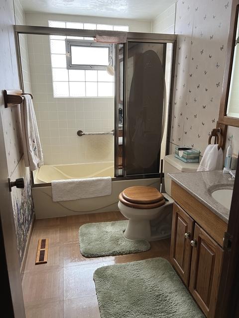 2436 E Grand Ave, Lindenhurst, IL 60046 photo 6