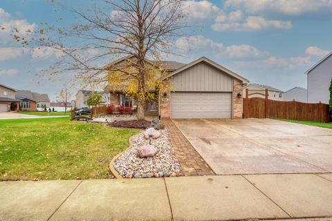 602 Edgewater Dr, Minooka, IL 60447 photo 2