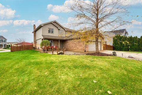 602 Edgewater Dr, Minooka, IL 60447 photo 1