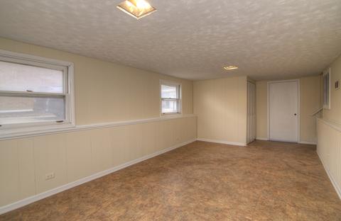 1056 Irwin Ave, Des Plaines, IL 60018 photo 27
