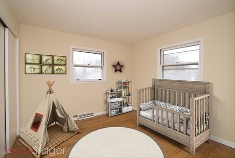 1056 Irwin Ave, Des Plaines, IL 60018 photo 18