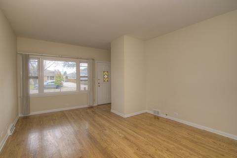 1056 Irwin Ave, Des Plaines, IL 60018 photo 5