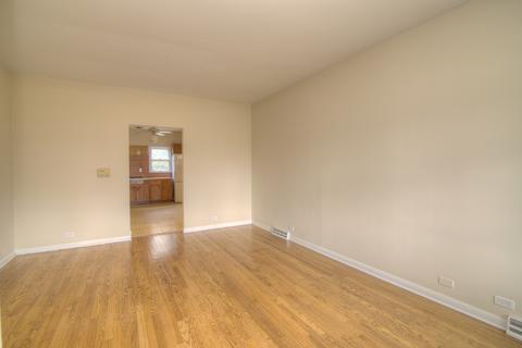 1056 Irwin Ave, Des Plaines, IL 60018 photo 9
