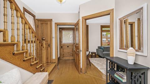714 Monroe St, Evanston, IL 60202 photo 2