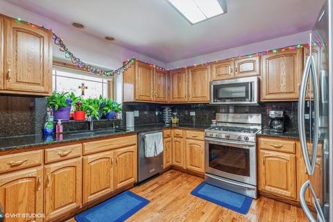 15223 Eyre Cir, Plainfield, IL 60544 photo 6
