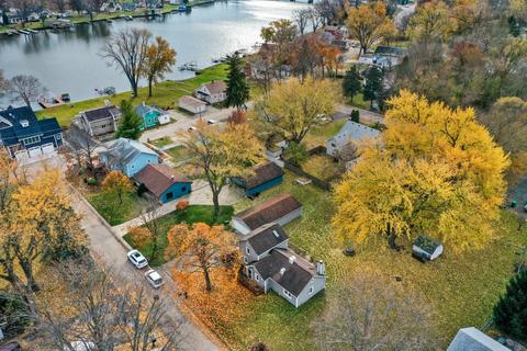 3607 Middle Ave, Johnsburg, IL 60051 photo 2