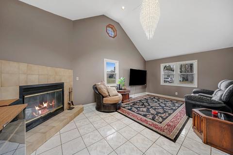 3607 Middle Ave, Johnsburg, IL 60051 photo 3