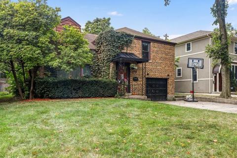 390 Bartram Rd, Riverside, IL 60546 photo 2