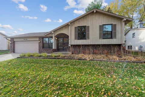 45 Lockman Cir, Elgin, IL 60123 photo 1