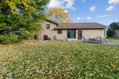 45 Lockman Cir, Elgin, IL 60123 photo 23