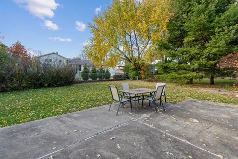 45 Lockman Cir, Elgin, IL 60123 photo 22