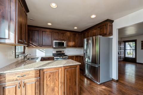45 Lockman Cir, Elgin, IL 60123 photo 6