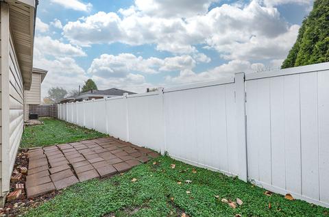 7900 W 75th St, Bridgeview, IL 60455 photo 24