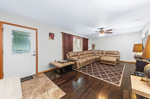7900 W 75th St, Bridgeview, IL 60455 photo 3