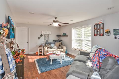 306 E Cherry St, Le Roy, IL 61752 photo 13