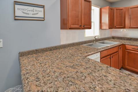 306 E Cherry St, Le Roy, IL 61752 photo 9