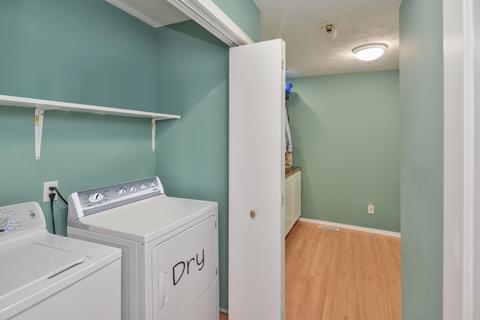 306 E Cherry St, Le Roy, IL 61752 photo 24