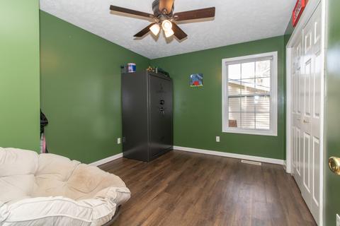 202 4th St, Mackinaw, IL 61755 photo 15