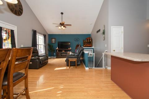 202 4th St, Mackinaw, IL 61755 photo 12