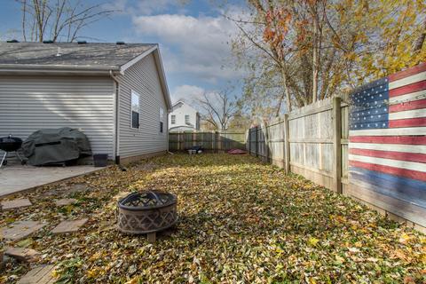 202 4th St, Mackinaw, IL 61755 photo 32