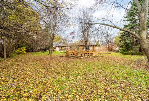 25030 W Willow Dr, Plainfield, IL 60544 photo 2