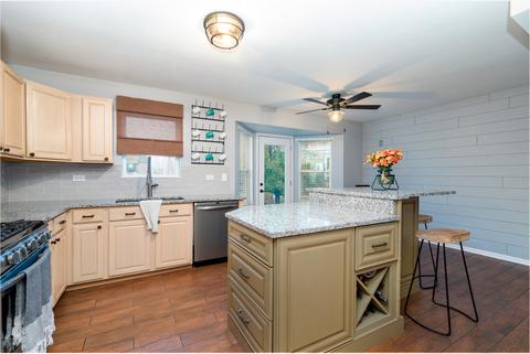 1402 Brookfield Dr, Plainfield, IL 60586 photo 7