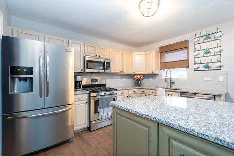 1402 Brookfield Dr, Plainfield, IL 60586 photo 10