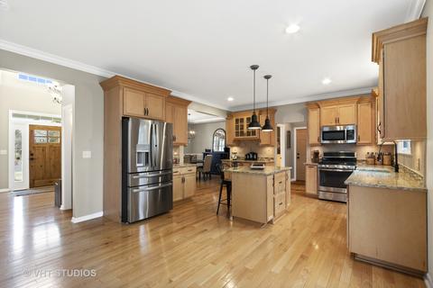 1010 Fox Path, West Dundee, IL 60118 photo 4
