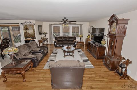 2007 Kennedy Dr, Mchenry, IL 60050 photo 9