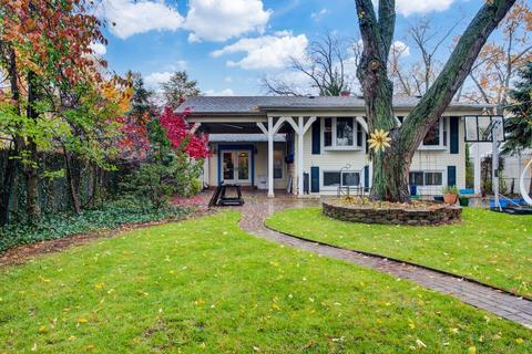 894 S Wolf Rd, Des Plaines, IL 60016 photo 24