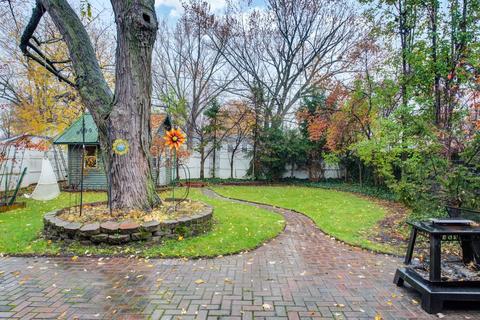 894 S Wolf Rd, Des Plaines, IL 60016 photo 22