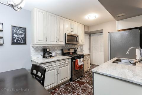 1312 Fall Ct, Wheeling, IL 60090 photo 4