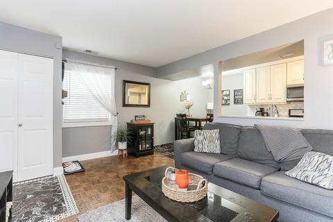1312 Fall Ct, Wheeling, IL 60090 photo 7