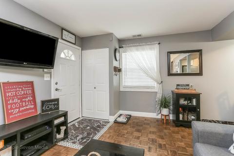1312 Fall Ct, Wheeling, IL 60090 photo 8