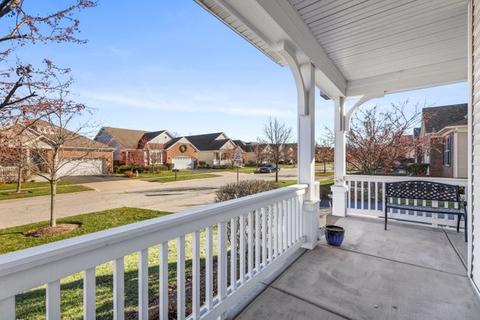 1890 Steffen Dr, Hoffman Estates, IL 60192 photo 5