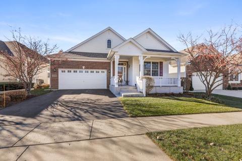 1890 Steffen Dr, Hoffman Estates, IL 60192 photo 2