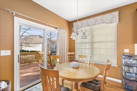 1890 Steffen Dr, Hoffman Estates, IL 60192 photo 14